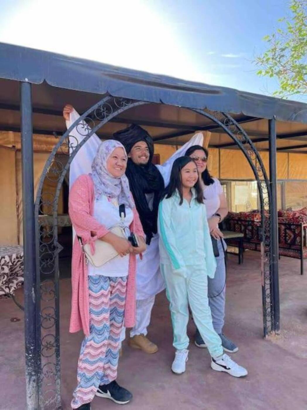 Merzouga Camp & Desert Activities Bagian luar foto