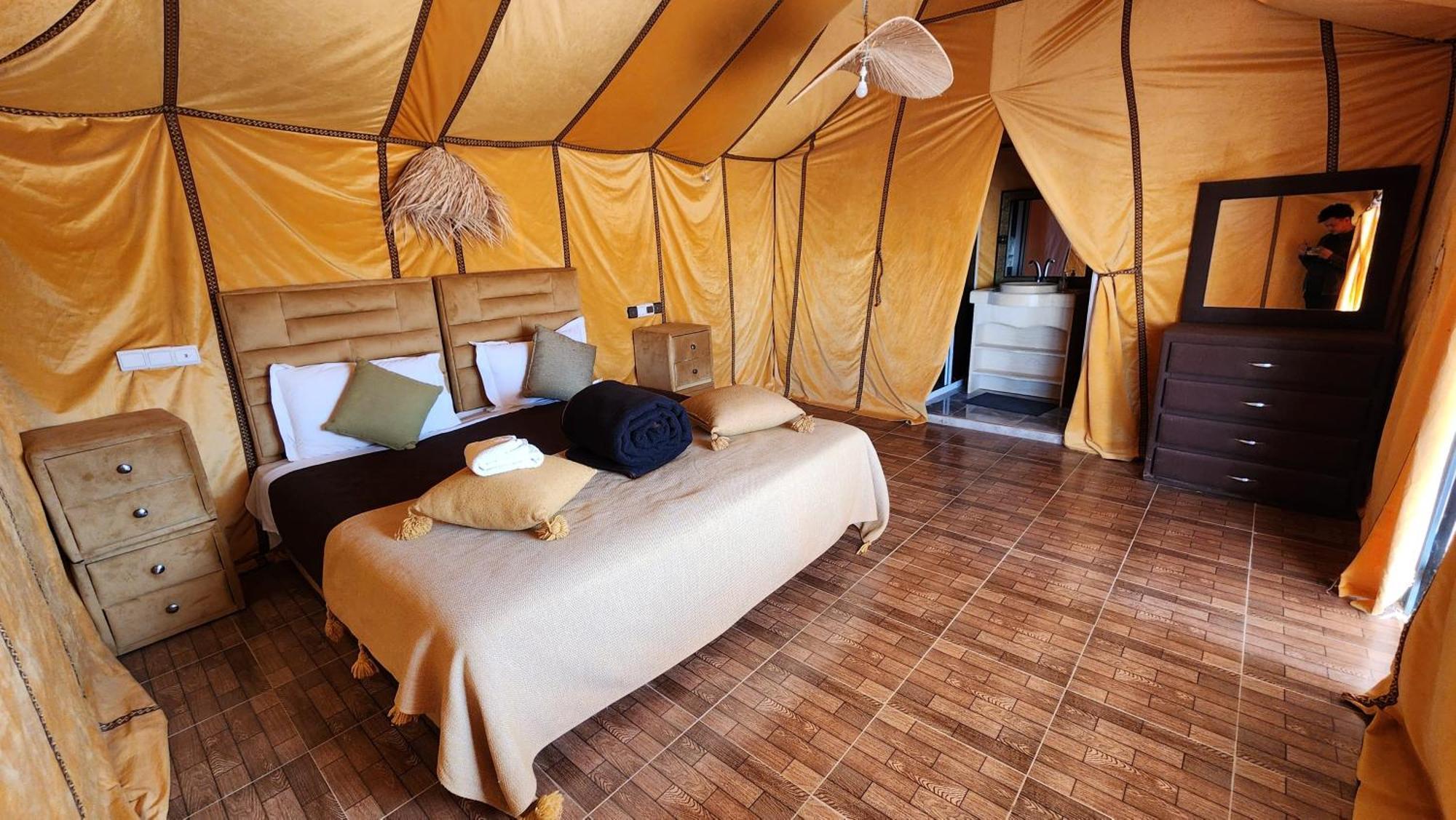 Merzouga Camp & Desert Activities Bagian luar foto